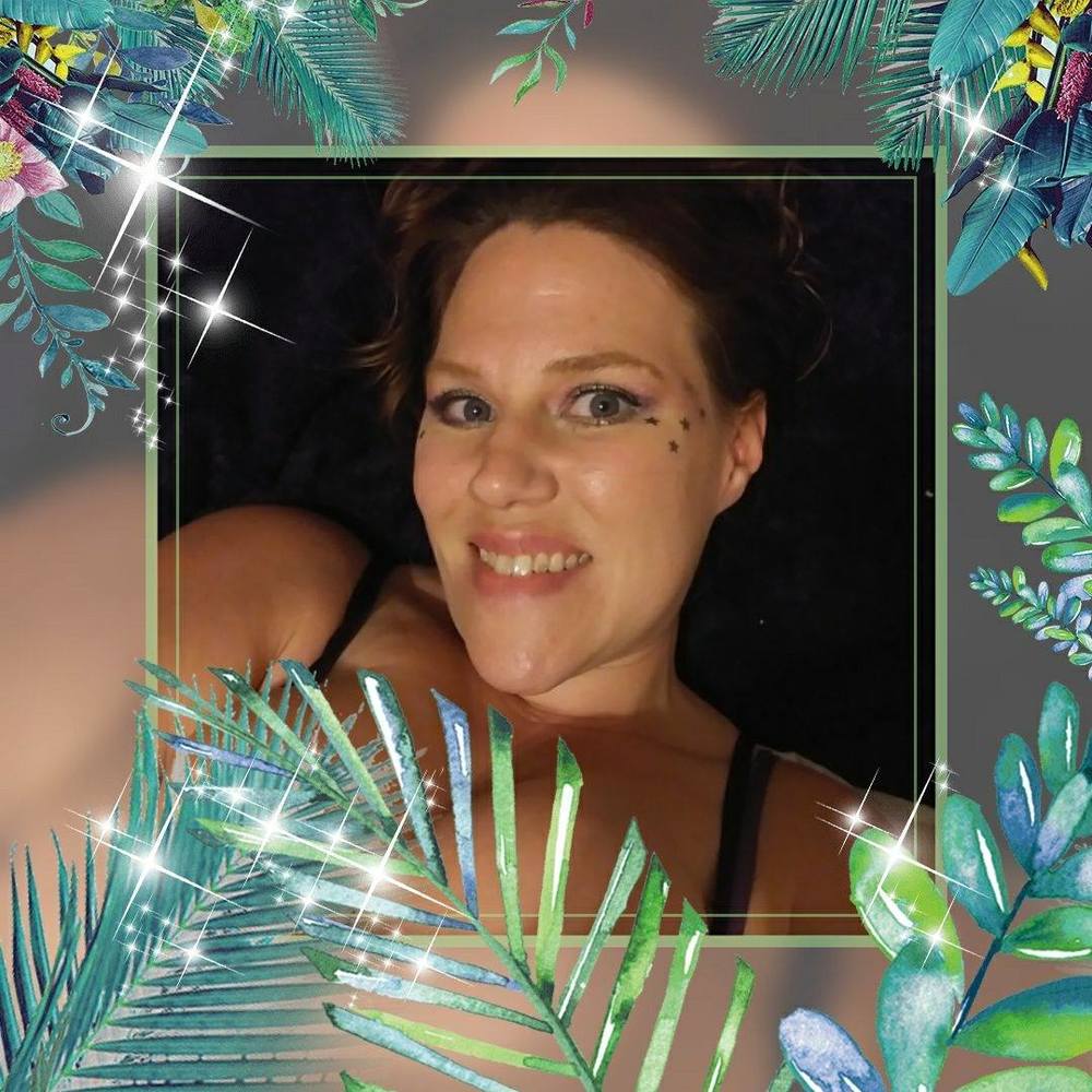 Meet your Posher, Stacy